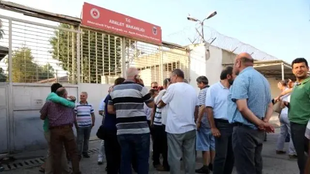 Mersin�de Eski Başkanın Oğlu 500 Bin Lira Kefaletle Tahliye Edildi (2