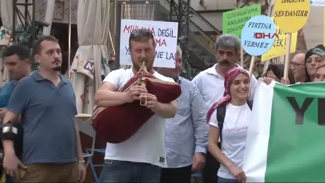 İzmir - 'Yeşil Yol'a Dur De' Eylemi İzmir - 'Yeşil Yol'a Dur De' Eylemi
