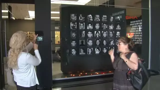 Madımak Oteli'nde Ölenler Unutmamak Müzesinde Anıldı Madımak Oteli'nde Ölenler Unutmamak Müzesinde Anıldı