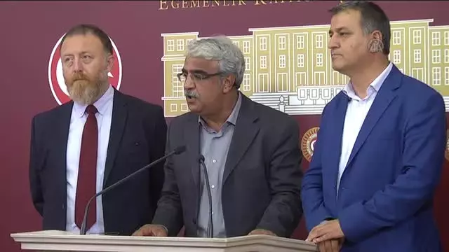Sancar: 'Mardin Artuklu Üniversitesinde Akademisyen Kıyımı Yaşanıyor' Sancar: 'Mardin Artuklu Üniversitesinde Akademisyen Kıyımı Yaşanıyor'