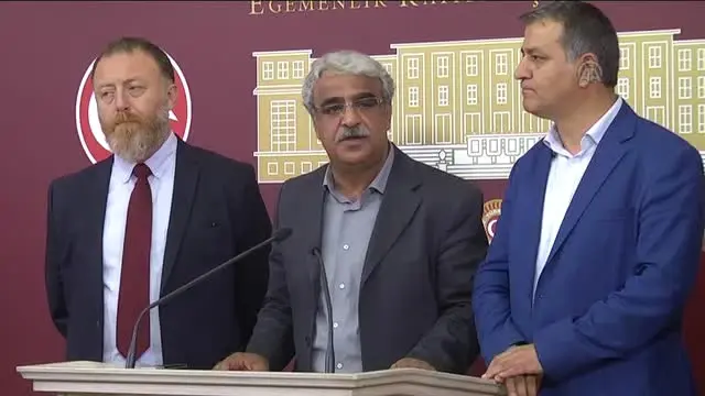 Sancar: 'Mardin Artuklu Üniversitesinde Akademisyen Kıyımı Yaşanıyor' Sancar: 'Mardin Artuklu Üniversitesinde Akademisyen Kıyımı Yaşanıyor'