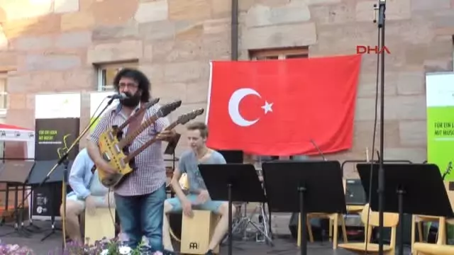Alman Müzik Okulu 'Türk Günü' Düzenledi Alman Müzik Okulu 'Türk Günü' Düzenledi