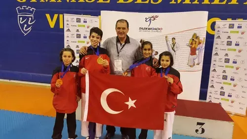 Avrupa Tekvando Şampiyonası'nda Türkiye, 3 Altın ve 1 Bronz Madalya Kazandı Avrupa Tekvando Şampiyonası'nda Türkiye, 3 Altın ve 1 Bronz Madalya Kazandı
