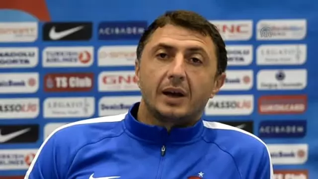 Arveladze: 'Bir Hava Bulalım Ki Şampiyonluk Havası Olsun' Arveladze: 'Bir Hava Bulalım Ki Şampiyonluk Havası Olsun'