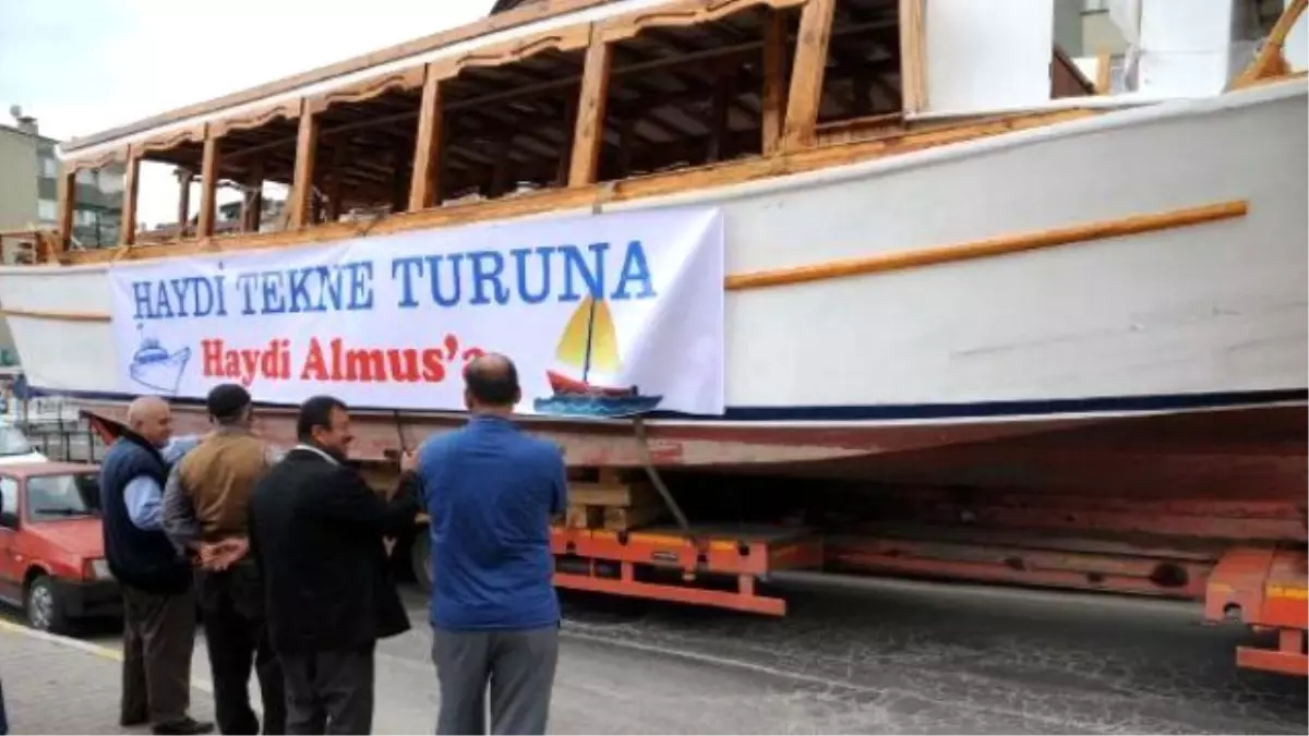 10 Ton Agirligindaki Tekne Balikesir Den Tokat A Getirildi Balikesir