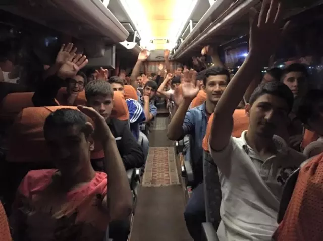 Erzurum Gençleri Osmaniye Yolcusu Erzurum Gençleri Osmaniye Yolcusu