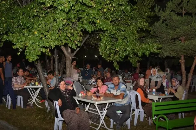 Burdur Yassıgüme Köyü'nde Dostluk ve Kardeşlik İftarı