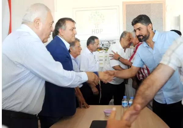 Hdp'li Doğan: Hdp'nin Elini Sıkmayanlar Kan İsteyenlerdir Hdp'li Doğan: Hdp'nin Elini Sıkmayanlar Kan İsteyenlerdir