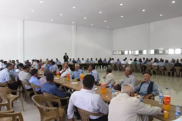 Yavuzeli'nde Ramazan Bayramı Kutlamaları Yavuzeli'nde Ramazan Bayramı Kutlamaları
