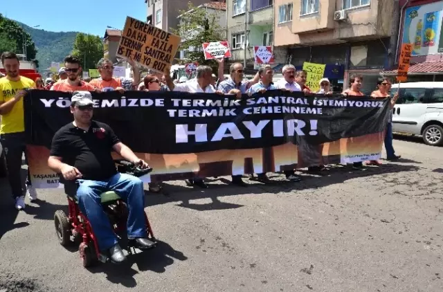 Çatalağzı'nda Termik Santral Protestosu Çatalağzı'nda Termik Santral Protestosu