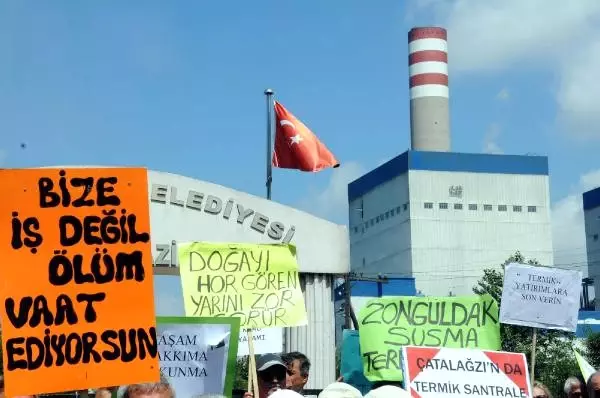 Çatalağzı'nda Termik Santral Protestosu Çatalağzı'nda Termik Santral Protestosu