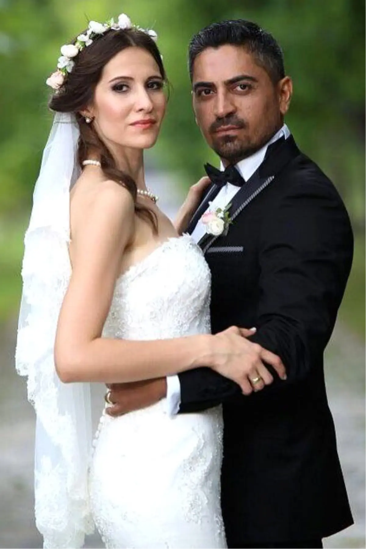 Oyuncu Bülent Polat Öğretmen Sevgilisiyle Evlendi Haberler