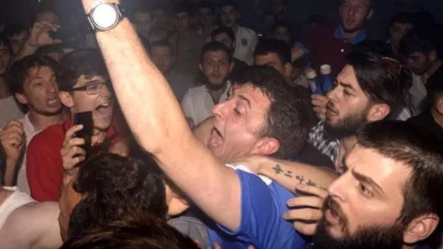 Trabzonspor'a Olaylı Karşılama Trabzonspor'a Olaylı Karşılama