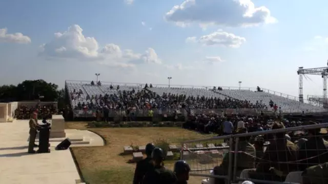 Anzak Törenlerine Katılım Az Oldu Anzak Törenlerine Katılım Az Oldu