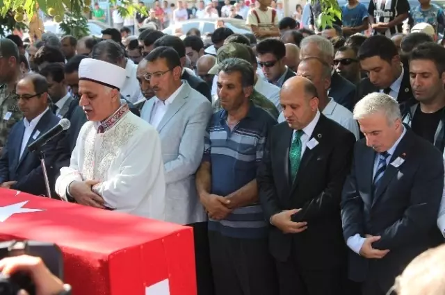 Şehit Piyade Onbaşı Barış Aybek, Son Yolculuğuna Uğurlandı