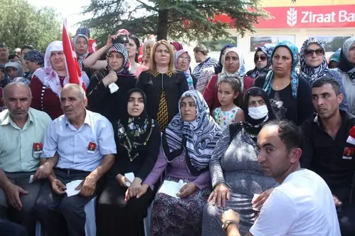 Turhal Şehidini Uğurladı