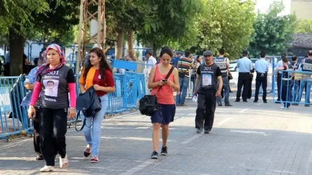 Çapraz Sorgu Sırası Adalı'da Çapraz Sorgu Sırası Adalı'da