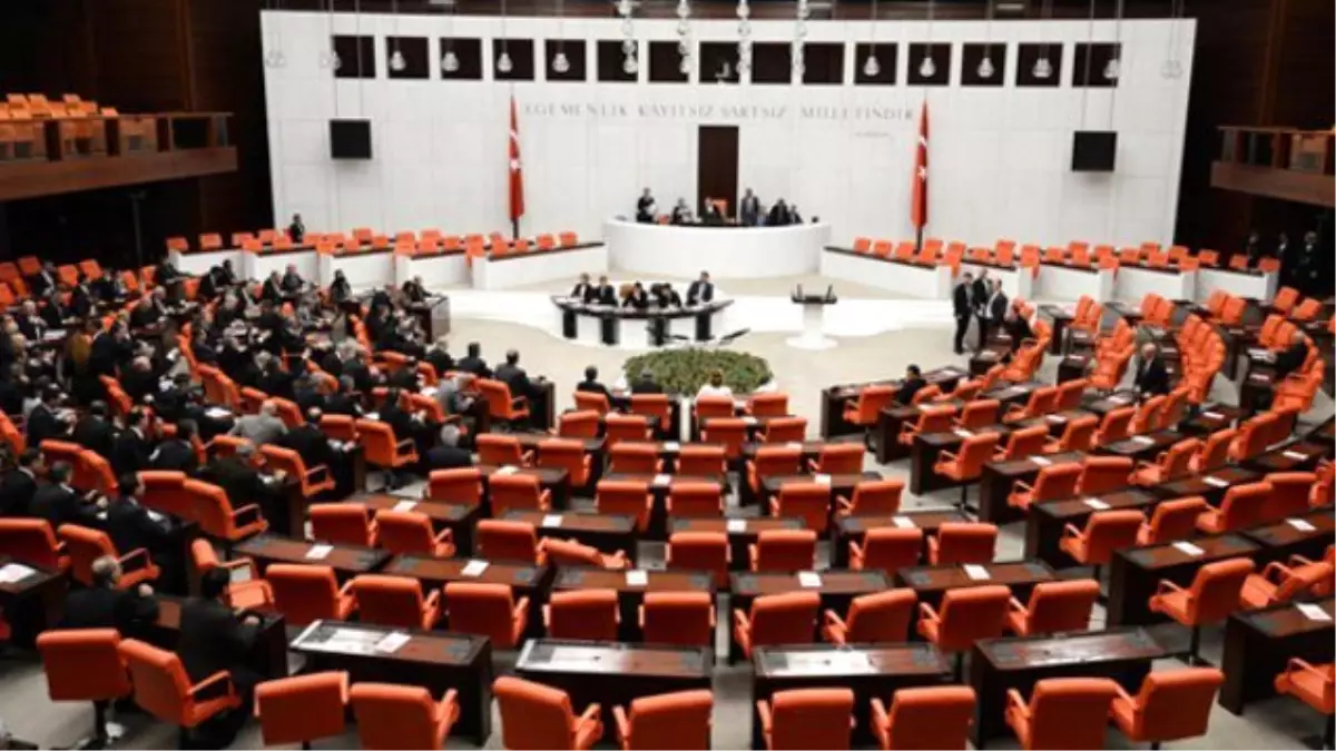 Seçim Hükümetine AK Parti 11, HDP 3, Bağımsızlar 12 Bakan Verecek