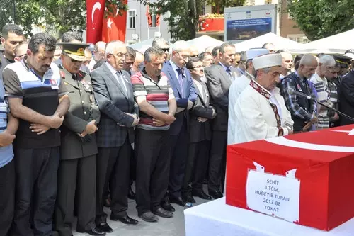 Şehit Jandarma Teğmen Turan, Gözyaşları Arasında Toprağa Verildi