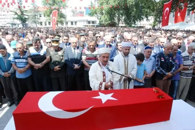 Şehit Teğmenin Babası: Vatan Sağ Olsun, Düşman Çatlasın