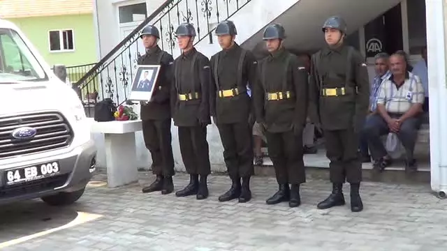 Rize'de Boğulan Astsubay Hüseyin Çınar'ın Cenazesi Rize'de Boğulan Astsubay Hüseyin Çınar'ın Cenazesi