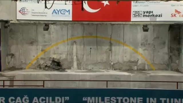 Avrasya Tüneli'nde Kazı Çalışmaları Tamamlandı - Başbakan Davutoğlu