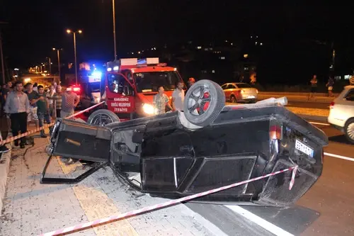 Yeni Aldığı Aracıyla Takla Atarak Karşı Şeride Geçen Sürücü Yaralandı