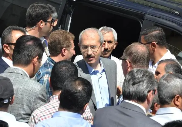 Bakan Bilgin, Bir Günde İki Yakınının Cenazesine Katılıyor