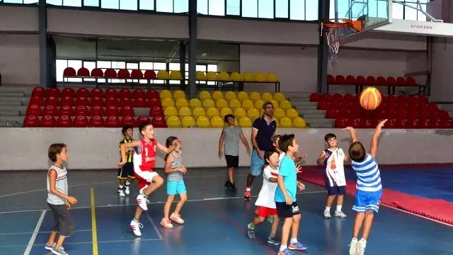 Yaz Spor Okulları'nda Veda Zamanı Yaz Spor Okulları'nda Veda Zamanı