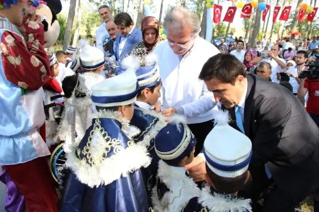 Ovacık'ta 2. Kültür ve Sünnet Şöleni