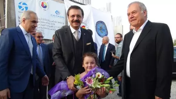 TOBB Sakarya'da İki Okul Yaptırıyor TOBB Sakarya'da İki Okul Yaptırıyor