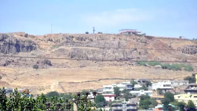 Sokağa Çıkma Yasağı Uygulanan Cizre'de Büyük Operasyon! Sokağa Çıkma Yasağı Uygulanan Cizre'de Büyük Operasyon!