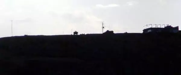 Sokağa Çıkma Yasağının Sürdüğü Cizre'de Çatışmalar Bitmedi Sokağa Çıkma Yasağının Sürdüğü Cizre'de Çatışmalar Bitmedi