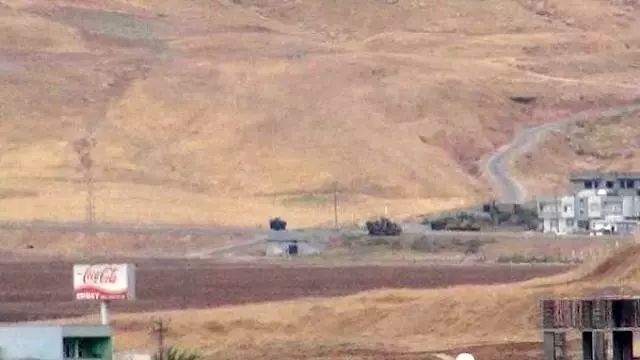 Sokağa Çıkma Yasağının Sürdüğü Cizre'de Çatışmalar Bitmedi Sokağa Çıkma Yasağının Sürdüğü Cizre'de Çatışmalar Bitmedi