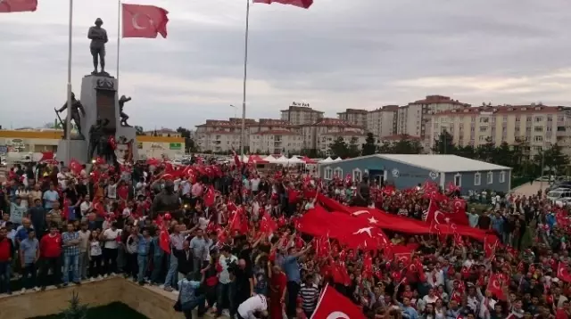 Çerkezköy'de Teröre Tepki Yürüyüşü Çerkezköy'de Teröre Tepki Yürüyüşü