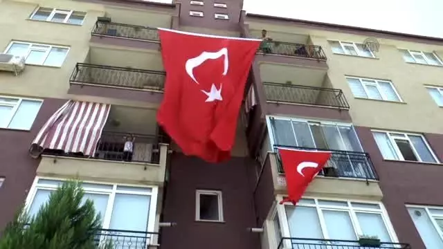 Şehit Polis Memuru Eser�in Baba Evi Haber