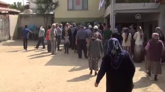 Şehit Polis Memuru Nebi Gündoğan�ın Baba Evi Haberler