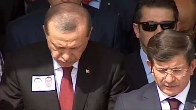 Iğdır Şehitleri Fehmi Şahin ve Ali Koç'u Devletin Zirvesi Uğurladı Iğdır Şehitleri Fehmi Şahin ve Ali Koç'u Devletin Zirvesi Uğurladı