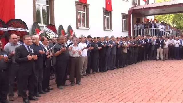 Kahramanmaraş Şehit Başkomiser Parlak, Kahramanmaraş'ta Son Yolculuğuna Uğurlandı 1- Kahramanmaraş Şehit Başkomiser Parlak, Kahramanmaraş'ta Son Yolculuğuna Uğurlandı 1-
