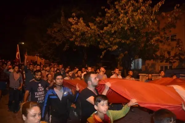 Savaştepe Teröre Tepki İçin Yürüdü