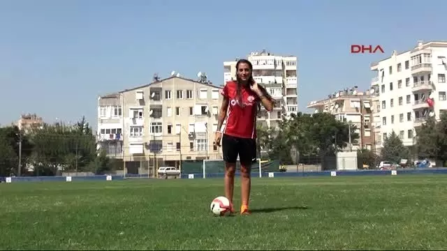 Alman Futbolunun Türk Güzeli Antalya'da