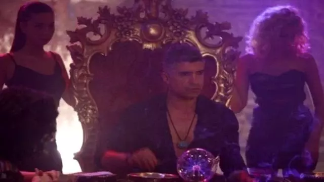 Özcan Deniz Yapımcısı Olduğu Filmde Medyumu Canlandırdı Özcan Deniz Yapımcısı Olduğu Filmde Medyumu Canlandırdı