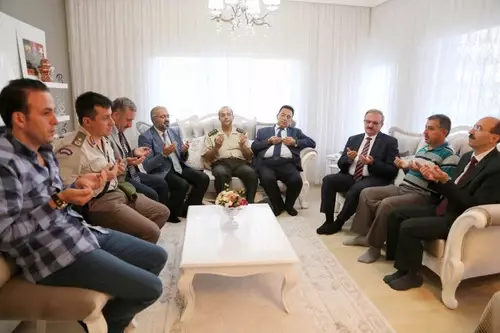 Bursalı Şehitlerin Adları Okullarda Yaşayacak Bursalı Şehitlerin Adları Okullarda Yaşayacak