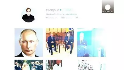 Elton John: Putin Beni Arayıp Görüşmek İstedi