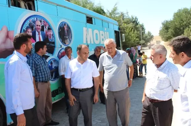 Mobil Giyim Bankası Hizmet Vermeye Devam Ediyor