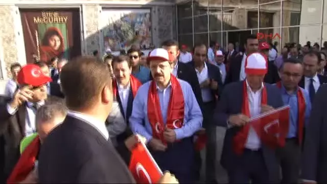 Medya ve İş Dünyası da 'Teröre Hayır, Kardeşliğe Evet' Dedi Medya ve İş Dünyası da 'Teröre Hayır, Kardeşliğe Evet' Dedi