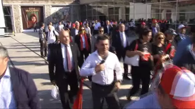 Medya ve İş Dünyası da 'Teröre Hayır, Kardeşliğe Evet' Dedi Medya ve İş Dünyası da 'Teröre Hayır, Kardeşliğe Evet' Dedi
