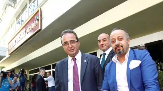 CHP Aday Listesini Sundu, Listede 3 Milletvekili Değişti CHP Aday Listesini Sundu, Listede 3 Milletvekili Değişti