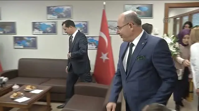 MHP'de Bayramlaşma - AK Parti Heyetinin Ziyareti MHP'de Bayramlaşma - AK Parti Heyetinin Ziyareti