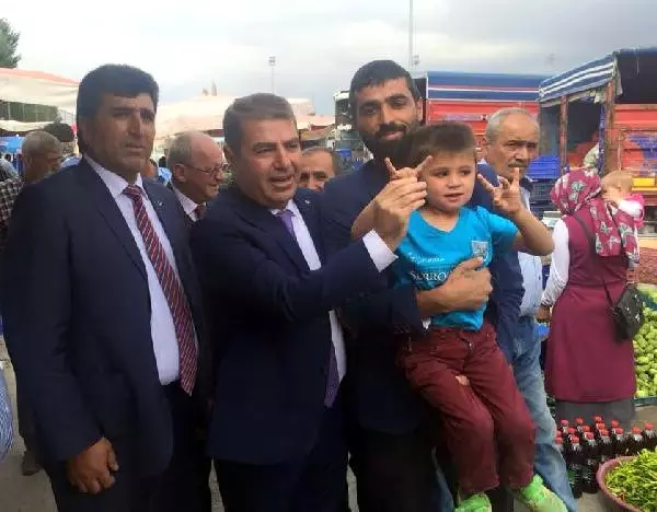 MHP'li Halaçoğlu: Sayın Davutoğlu, 'Saray'dan Hükümet Kurmama Görevi Aldı MHP'li Halaçoğlu: Sayın Davutoğlu, 'Saray'dan Hükümet Kurmama Görevi Aldı